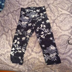 Old Navy Active Medium Leggings